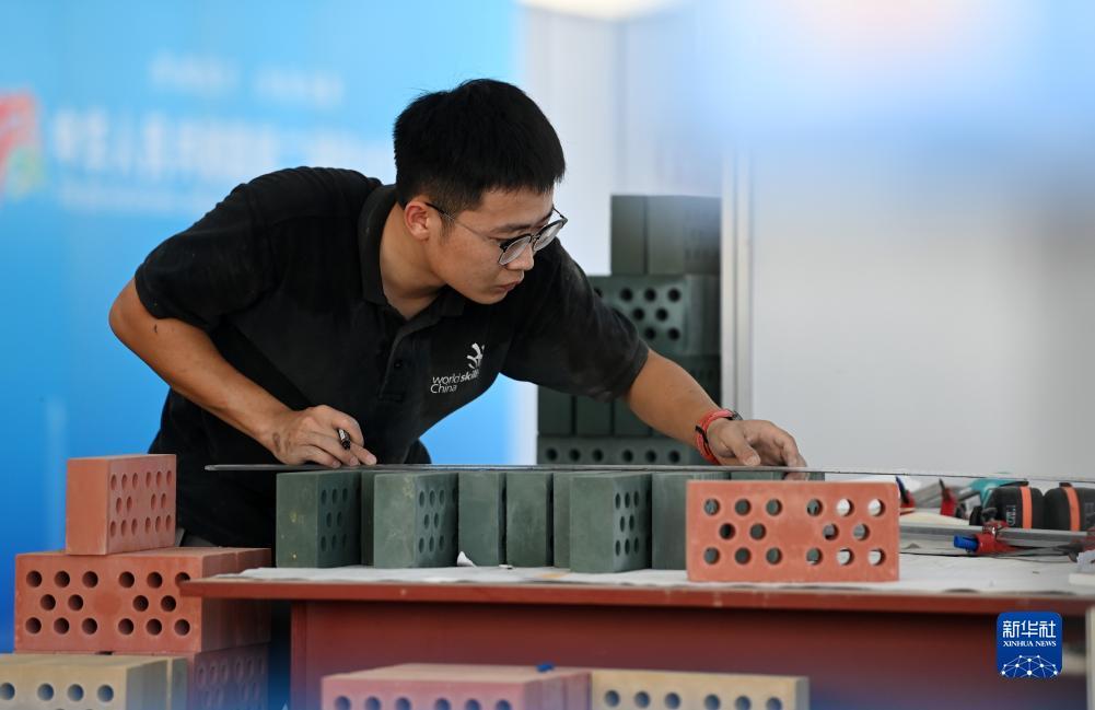 现金电子娱乐
